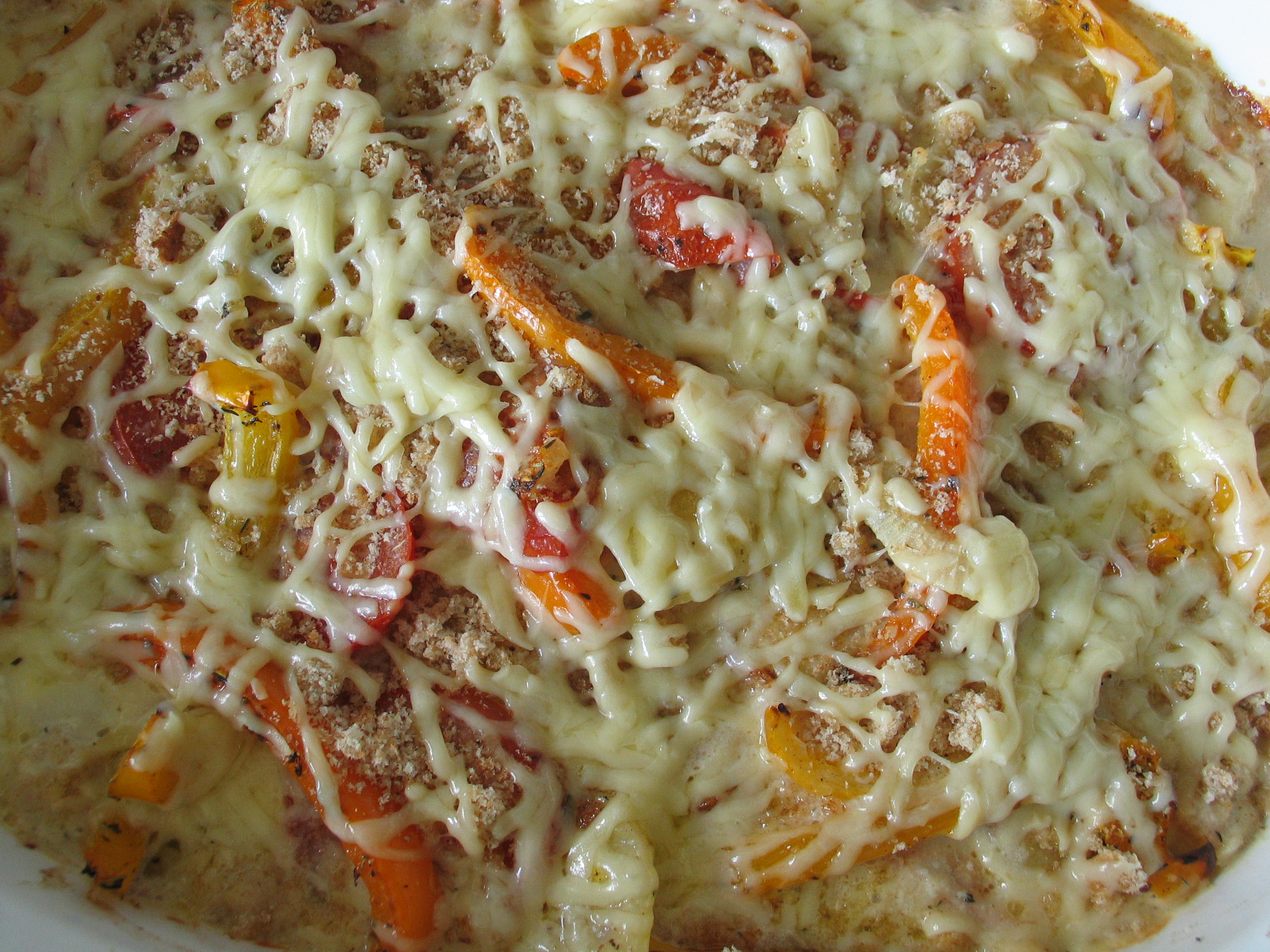 Scalloped Potatoes with Tomatoes and Peppers
