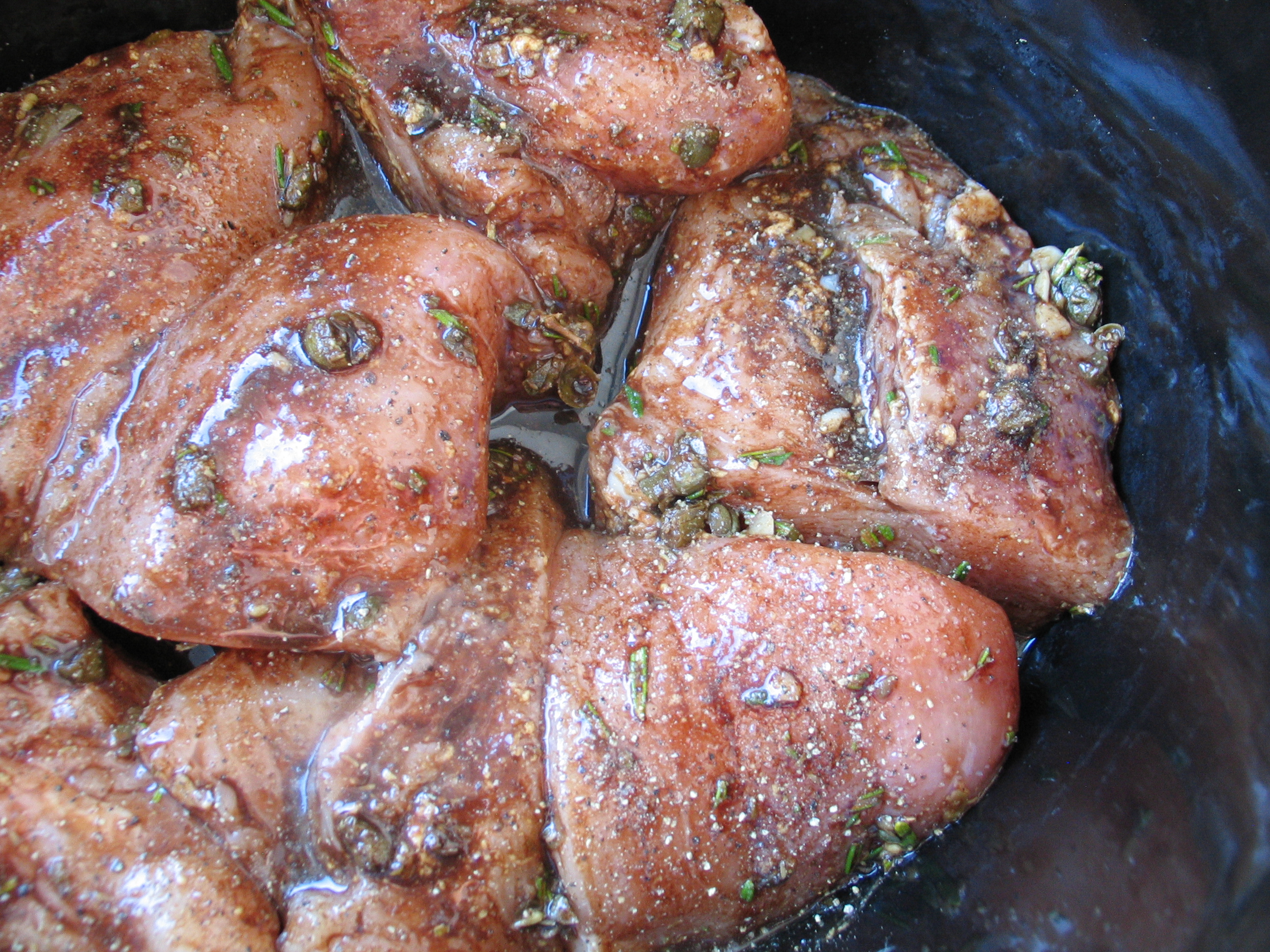 Balsamic Chicken with Capers (Slow Cooker)