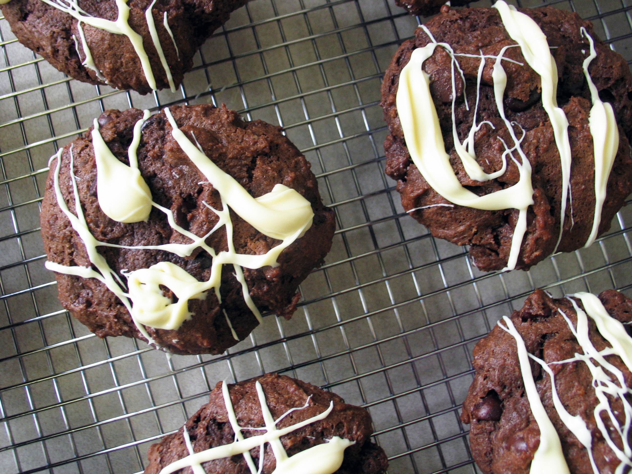 Double Chocolate Chocolate Chip Muffins (Cupcakes)